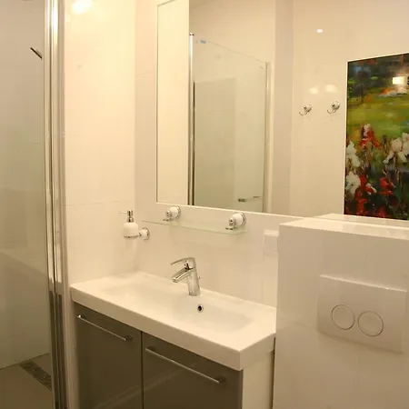 Kurkowa 5 Miodosytnia Apartman