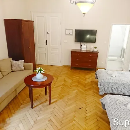 Kurkowa 5 Miodosytnia *